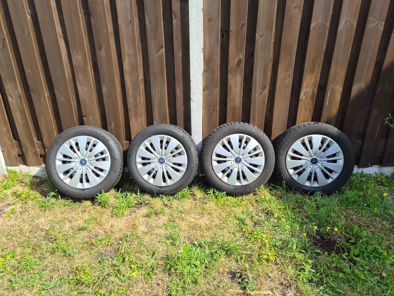 Stalen velgen Ford Focus met All-Season banden 205/55 R16, Gebruikt, 16 inch, Banden en Velgen, All Season