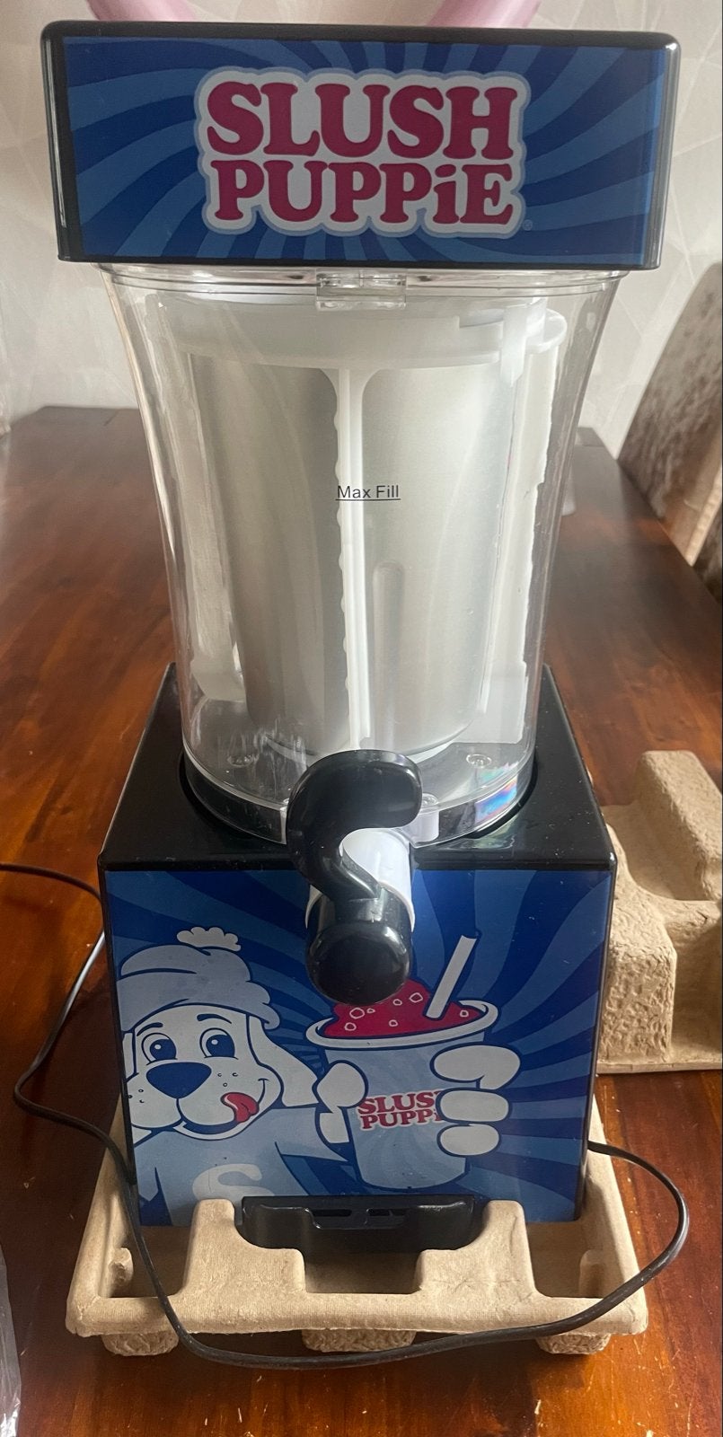 Slush Puppie Slushie Maker - Maak je eigen slushies!, Ophalen, Zo goed als nieuw