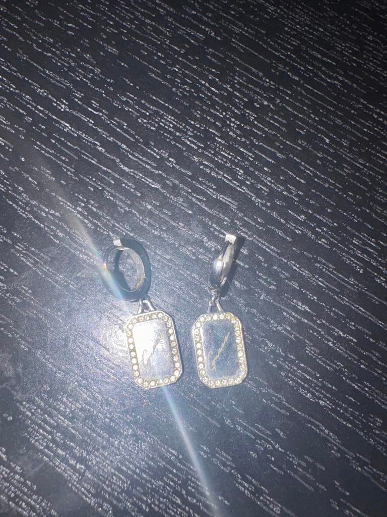 Guess oorbellen met strass, Overige materialen, Ophalen of Verzenden, Zilver, Met strass