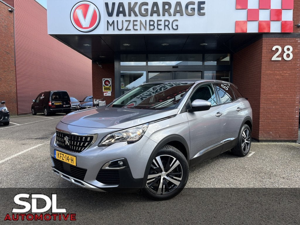 Peugeot 3008 1.2 Turbo Allure // ELEK. ACHTERKLEP // CAMERA+, Auto's, Peugeot, Voorwielaandrijving, Gebruikt, 1199 cc, Leder en Stof