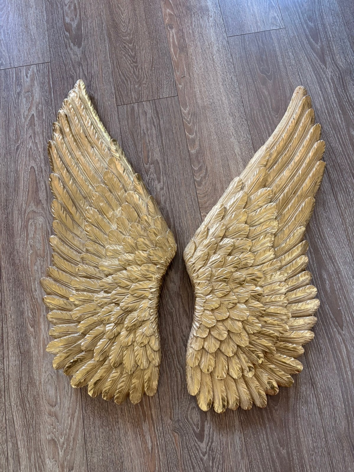 Gouden engelenvleugels – Wanddecoratie 100  55 cm, Ophalen, Zo goed als nieuw, Goud