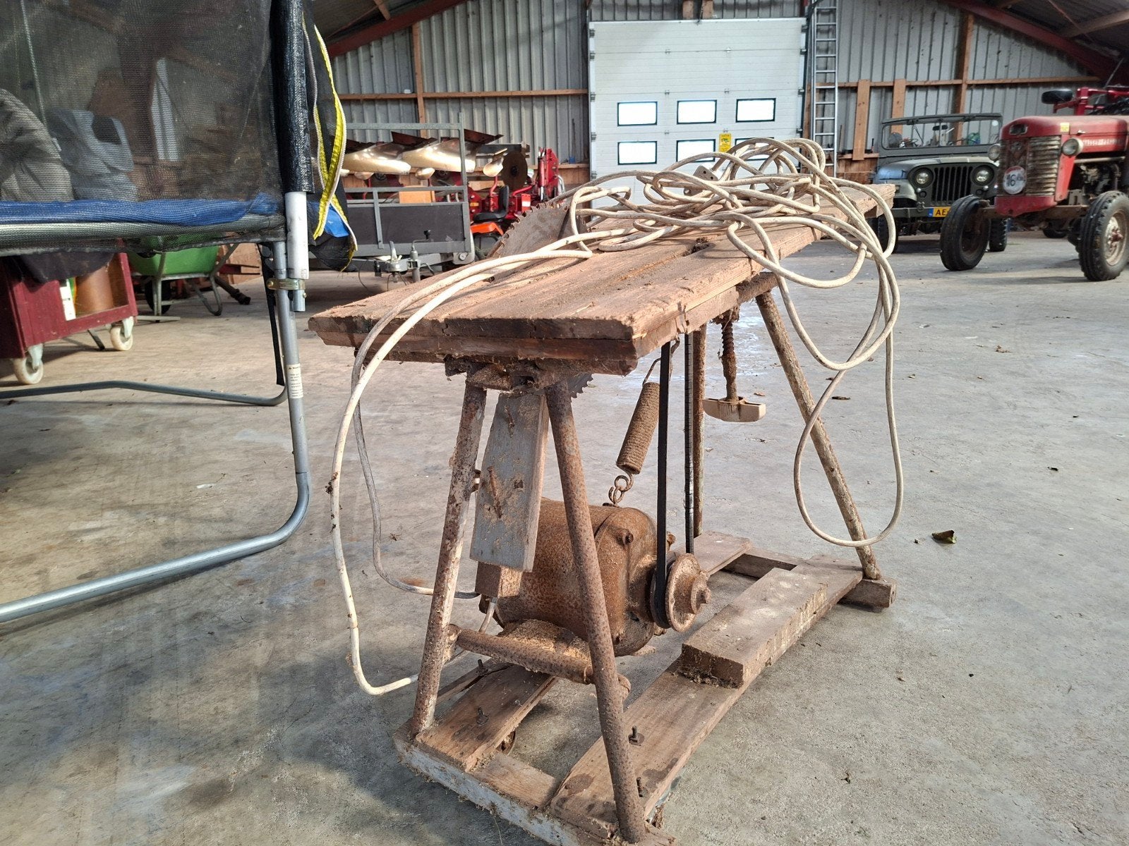 Antieke zaagtafel, Doe-het-zelf en Verbouw, Ophalen, Gebruikt, Cirkelzaag, Onbekend
