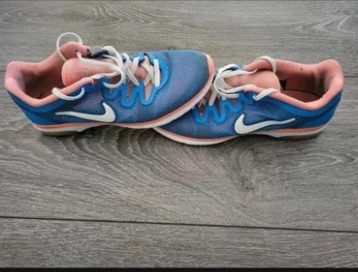 Nike Flex TR 7 Sportschoenen - Blauw/Roze, Kleding | Dames, Ophalen of Verzenden, Gedragen, Blauw, Sportschoenen