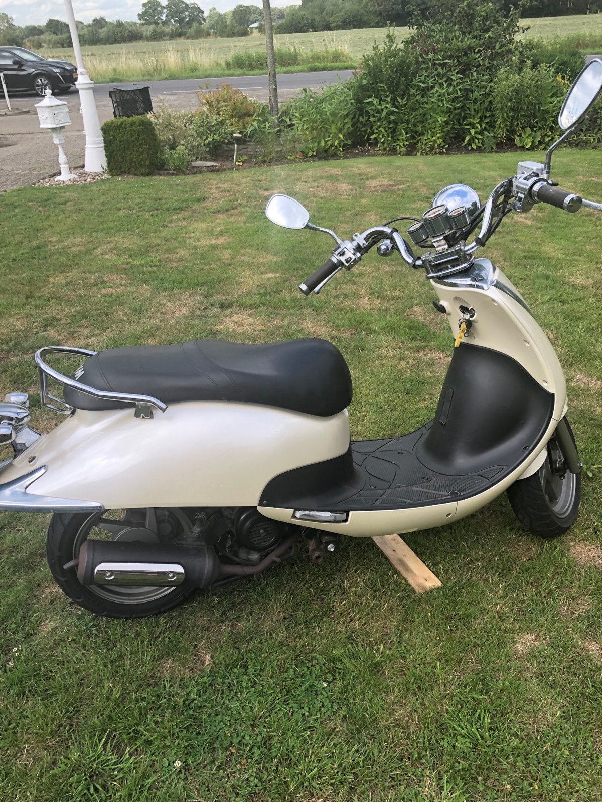Sym Allo Cello 25km scooter, 1e eigenaar, Fietsen en Brommers, Snorfietsen en Snorscooters, Gebruikt, SYM, Benzine, Ophalen