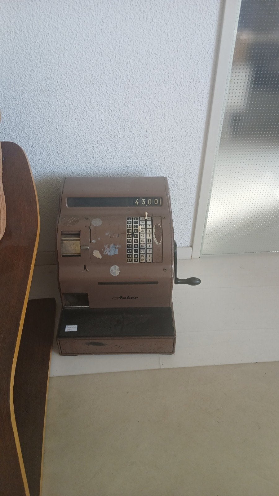 Vintage Anker kassa, Ophalen