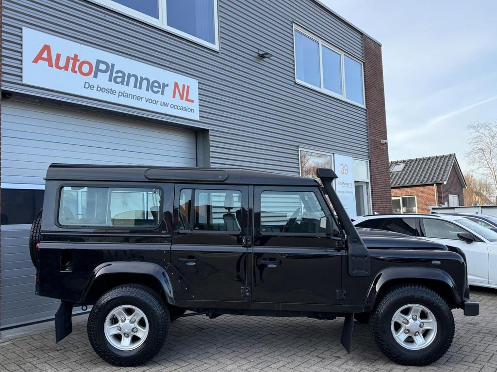Land Rover Defender 2.4 TD 110 SW E! Airco! Schuifdak!, Auto's, 1940 kg, Gebruikt, Zwart, 4 cilinders