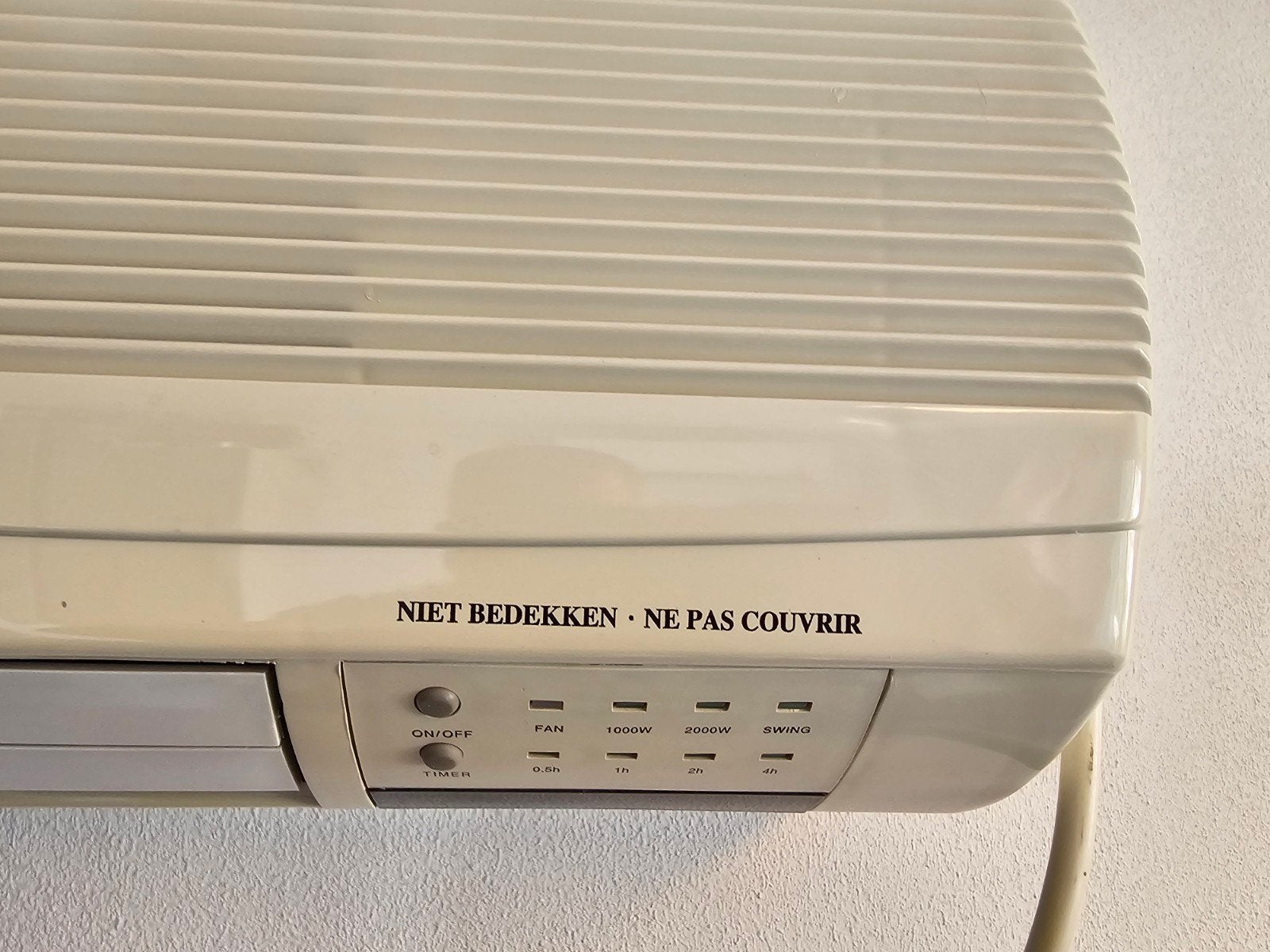 Elektrische Ventilator Kachel crème kleurig met Afstandsbedi, Ophalen, Gebruikt
