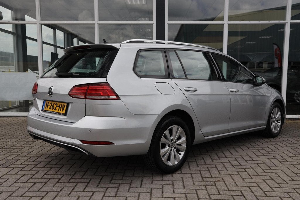 Volkswagen Golf 1.6 TDI Comfortline Business|Navi|ACC|Stoelv, Auto's, Voorwielaandrijving, Gebruikt, 4 cilinders, 116 pk