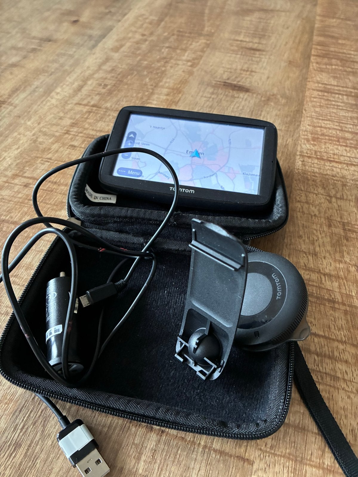 TomTom navigatie compleet met accessoires, Ophalen of Verzenden, Gebruikt
