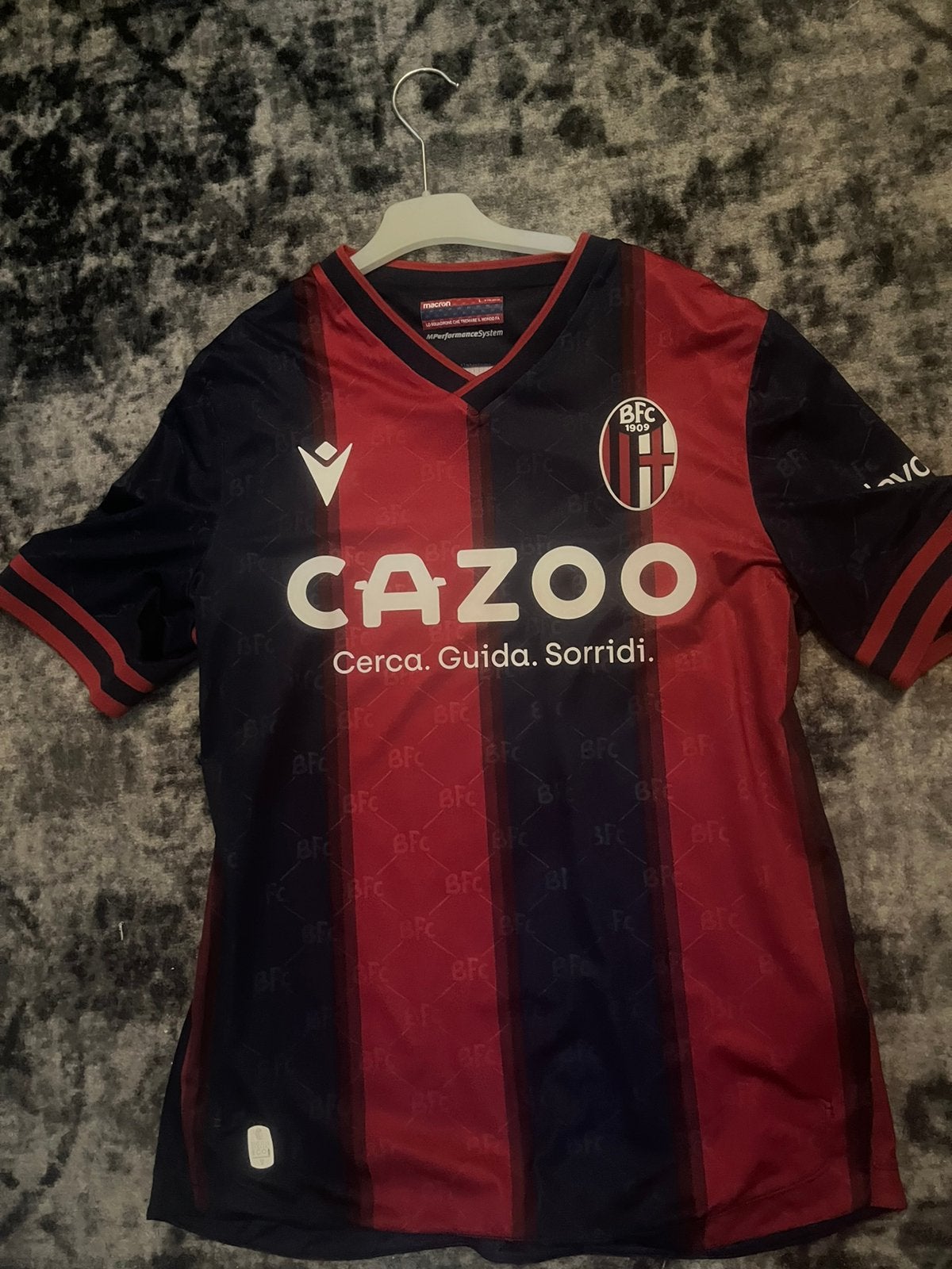 Bologna shirt officieel, Maat M, Ophalen of Verzenden, Zo goed als nieuw