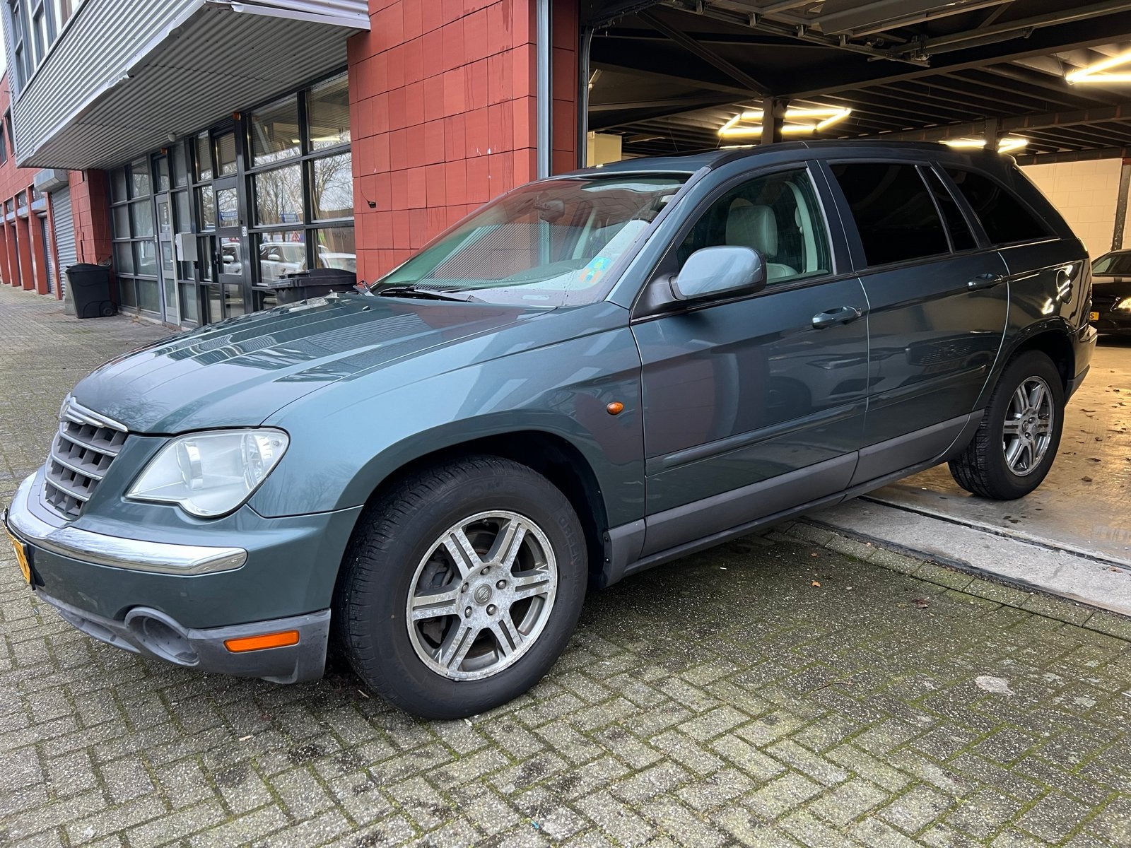 Chrysler Pacifica 4.0i 2007 Grijs, Automaat, 4000 cc, Leder, Bedrijf