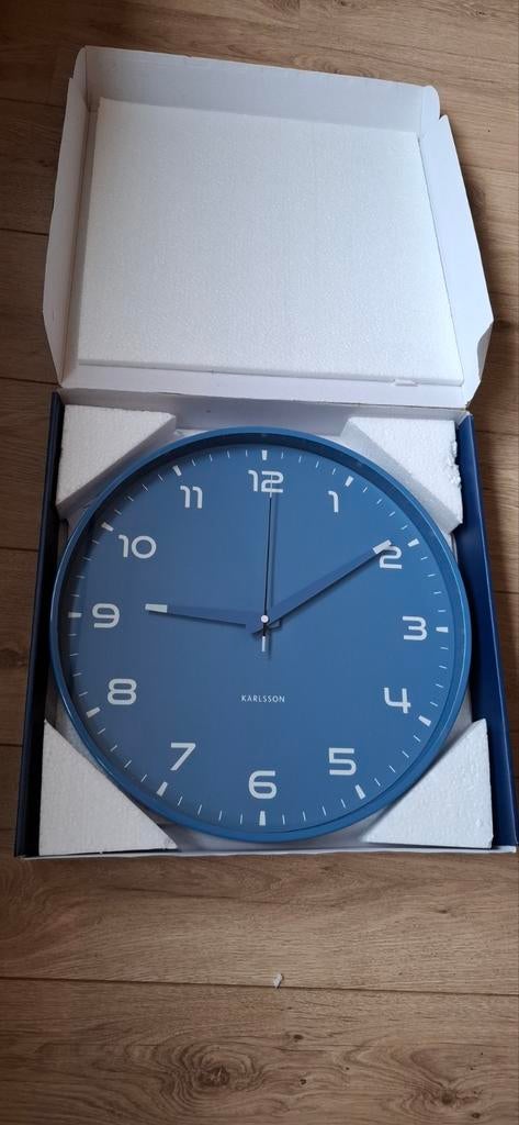 Karlsson Orgullo Wandklok - Klassiek Blauw -  40 cm, Ophalen of Verzenden