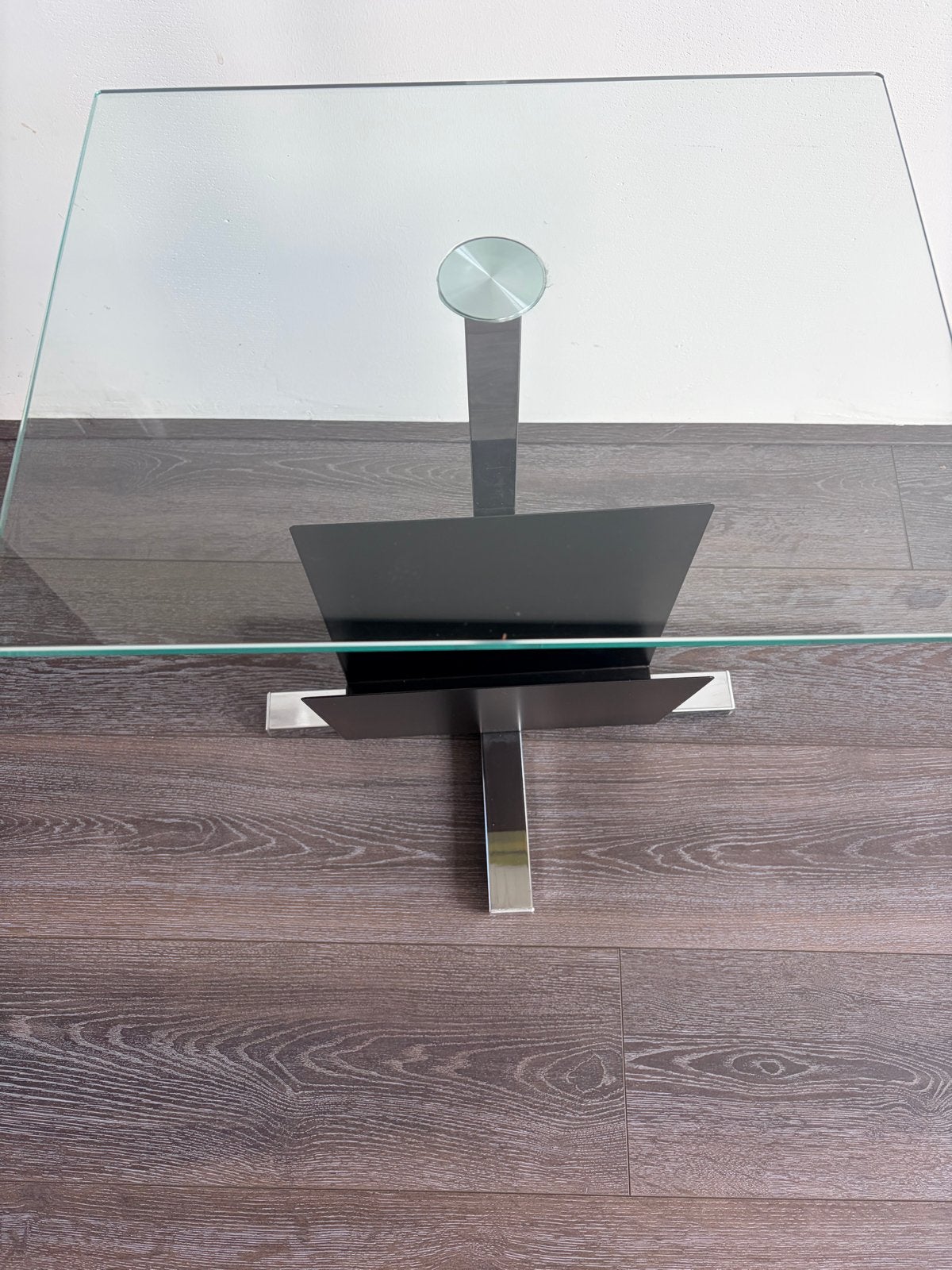 Moderne krantenbak/lectuurbak van glas en metaal, Ophalen, Modern, Zo goed als nieuw, Glas