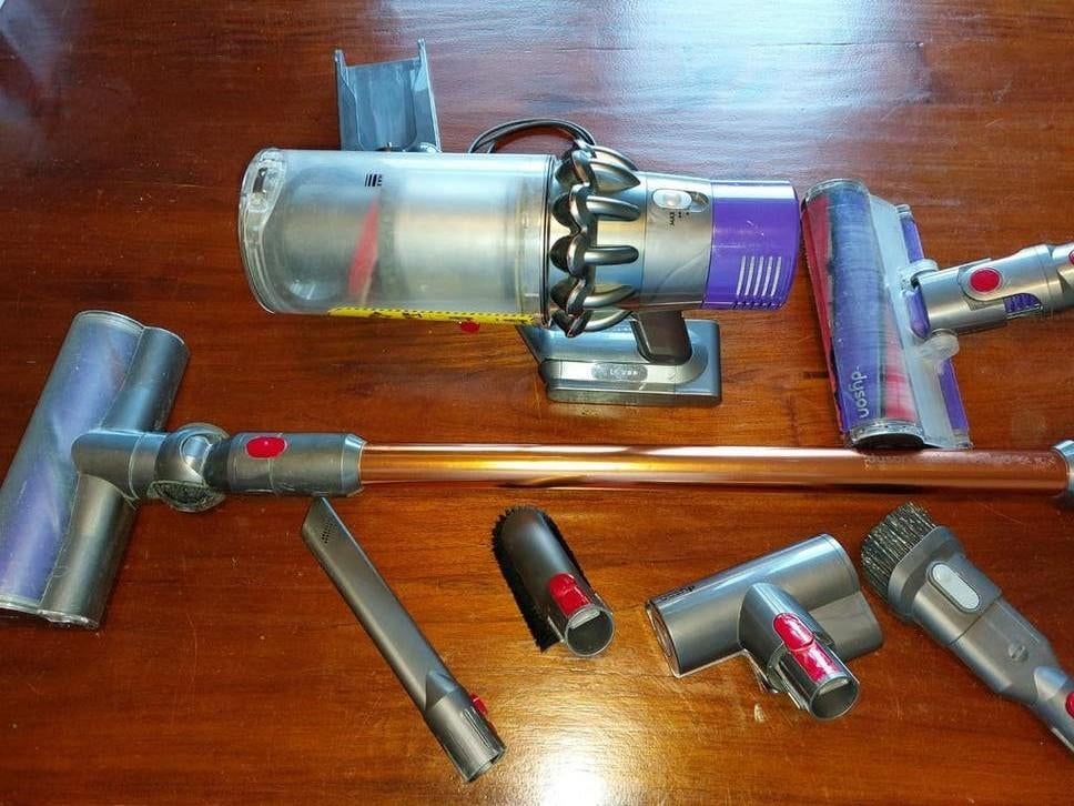 Dyson V10 Absolute steelstofzuiger met toebehoren, Witgoed en Apparatuur, Stofzuigers, Ophalen of Verzenden, Gebruikt, Reservoir