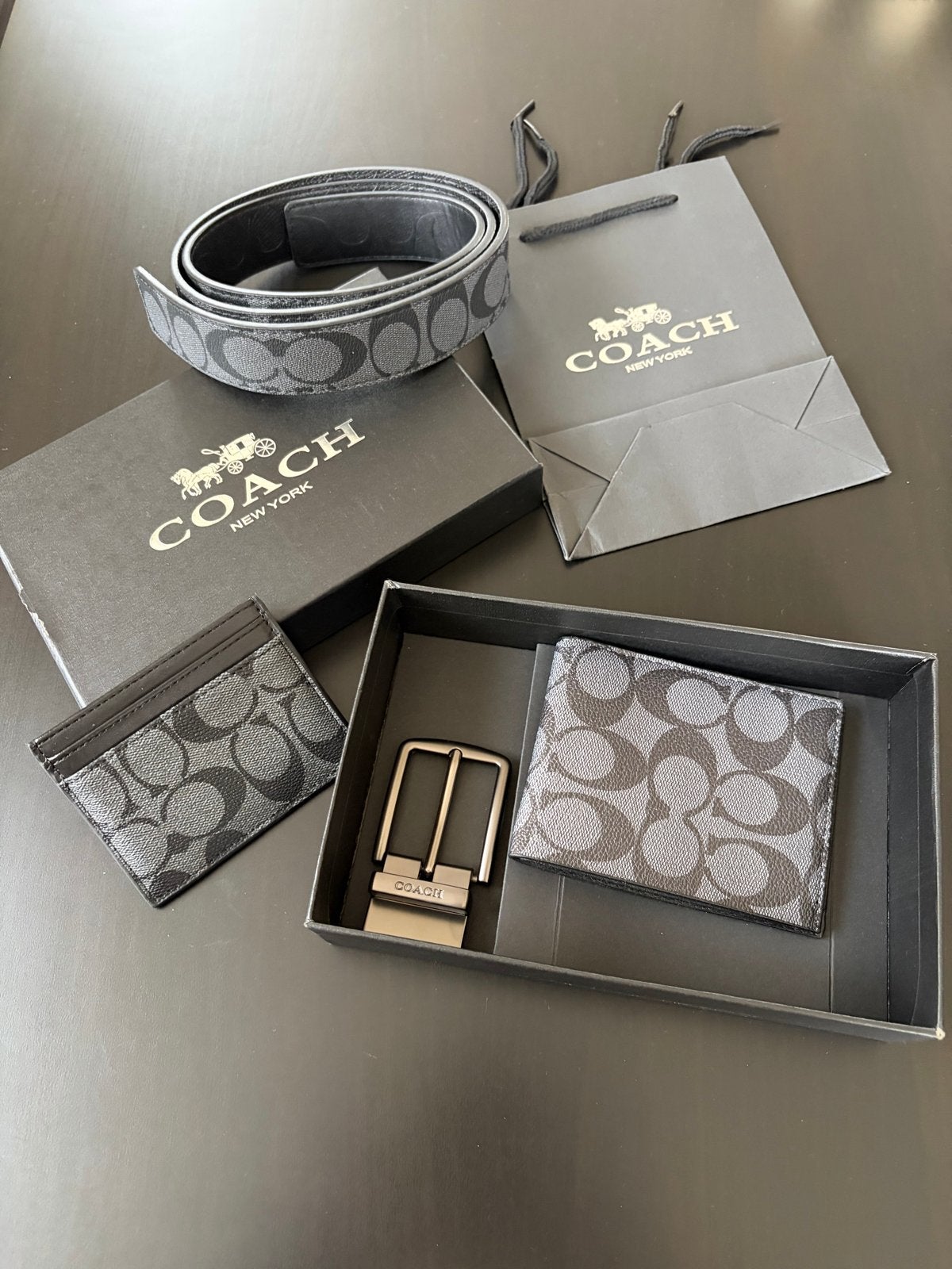 Coach Riem, Portemonnee en Pasjeshouder Set - Nieuw, Nieuw, Ophalen of Verzenden, 115 cm of meer, Riem of Ceintuur
