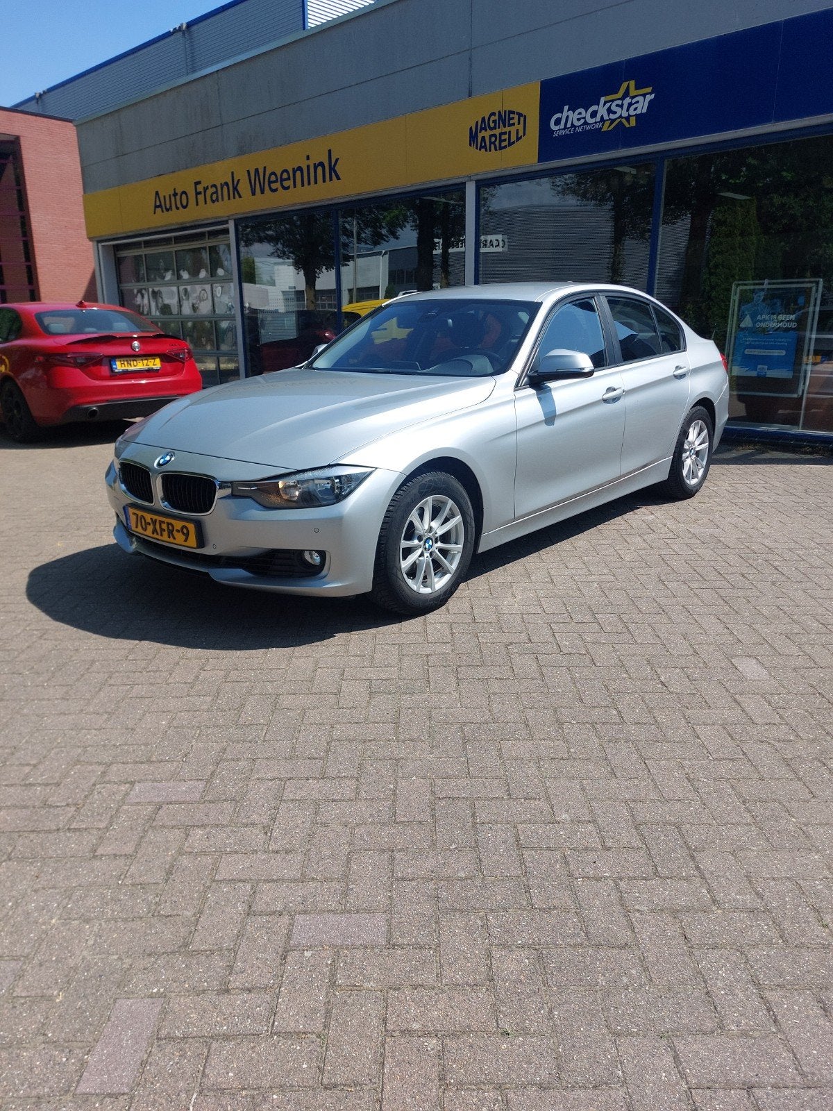 BMW 3-Serie 2.0IX 4x4 135KW Aut8 (f30) 2012 Grijs, Auto's, Euro 5, Zwart, 4 cilinders, Electronic Stability Program (ESP)