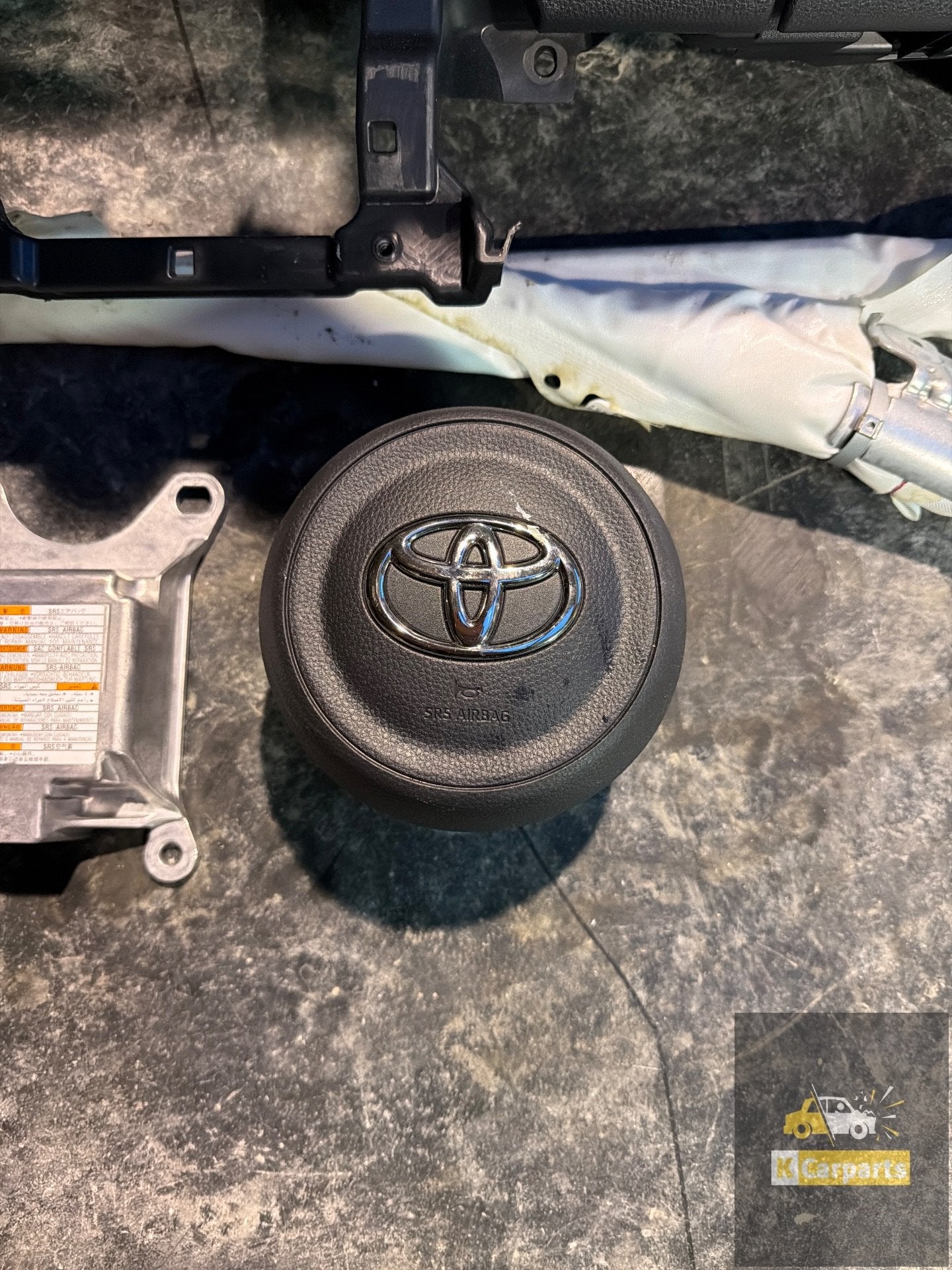 Airbag set Toyota Aygo X Compleet Dashboard set Origineel, Info@toyota.co.jp, Gebruikt, Toyota Motor Corporation, Toyota