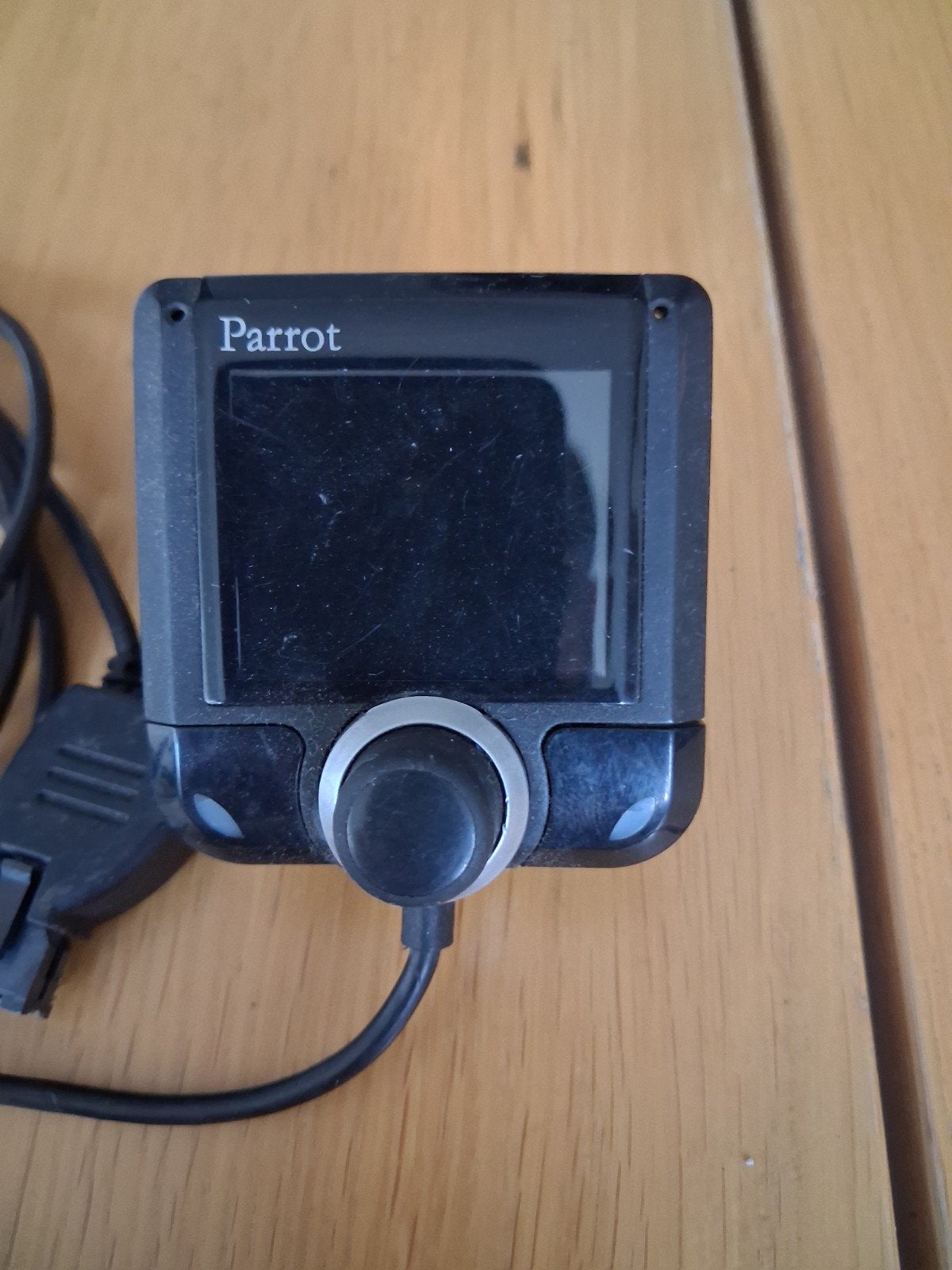 Parrot 3200 LS color Bluetooth carkit - Compleet en werkend, Auto diversen, Carkits, Gebruikt, Ophalen of Verzenden