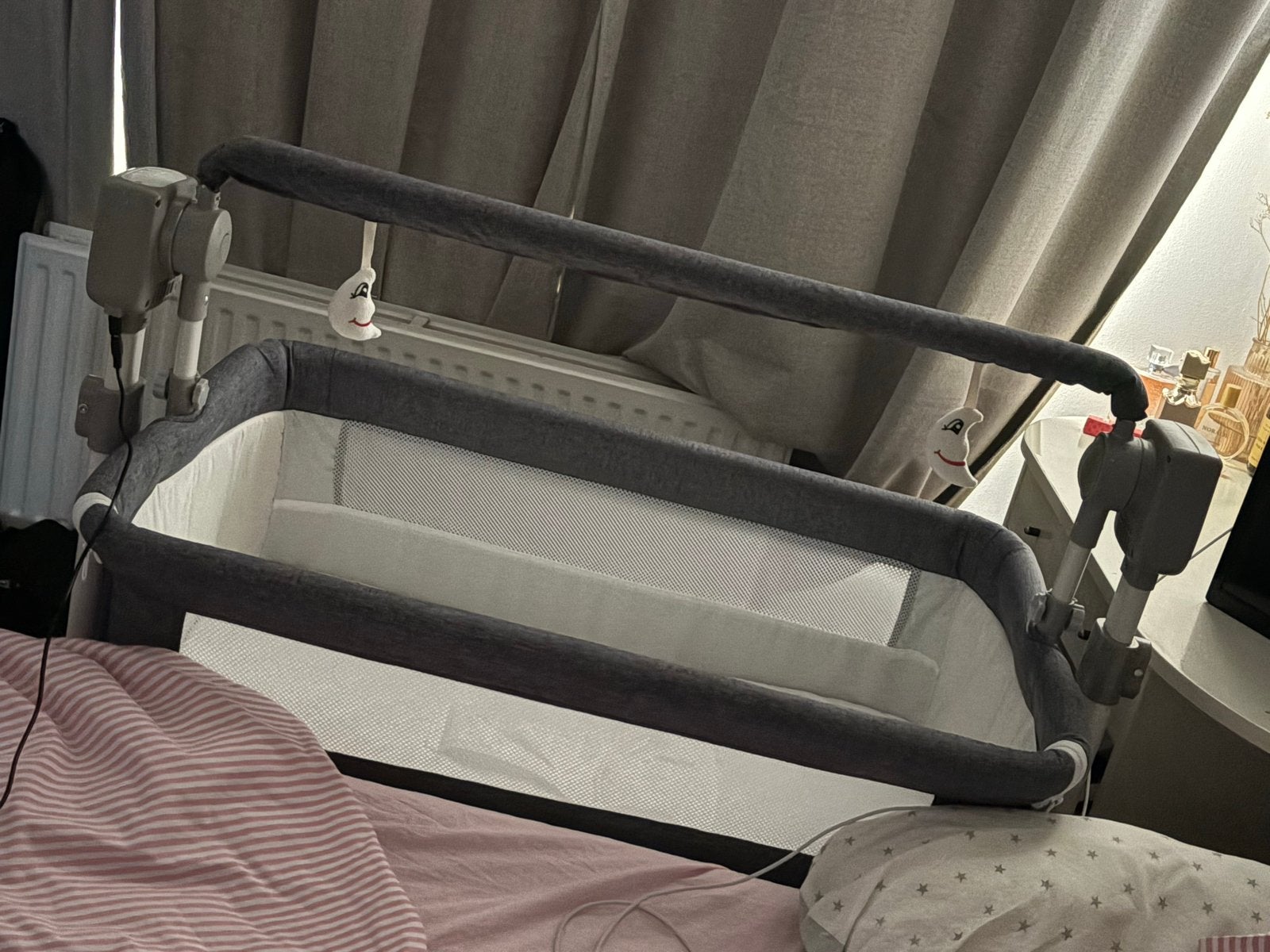 Elektrisch Co-Sleeper Wieg/Ledikant, Ophalen, Zo goed als nieuw, Wieg