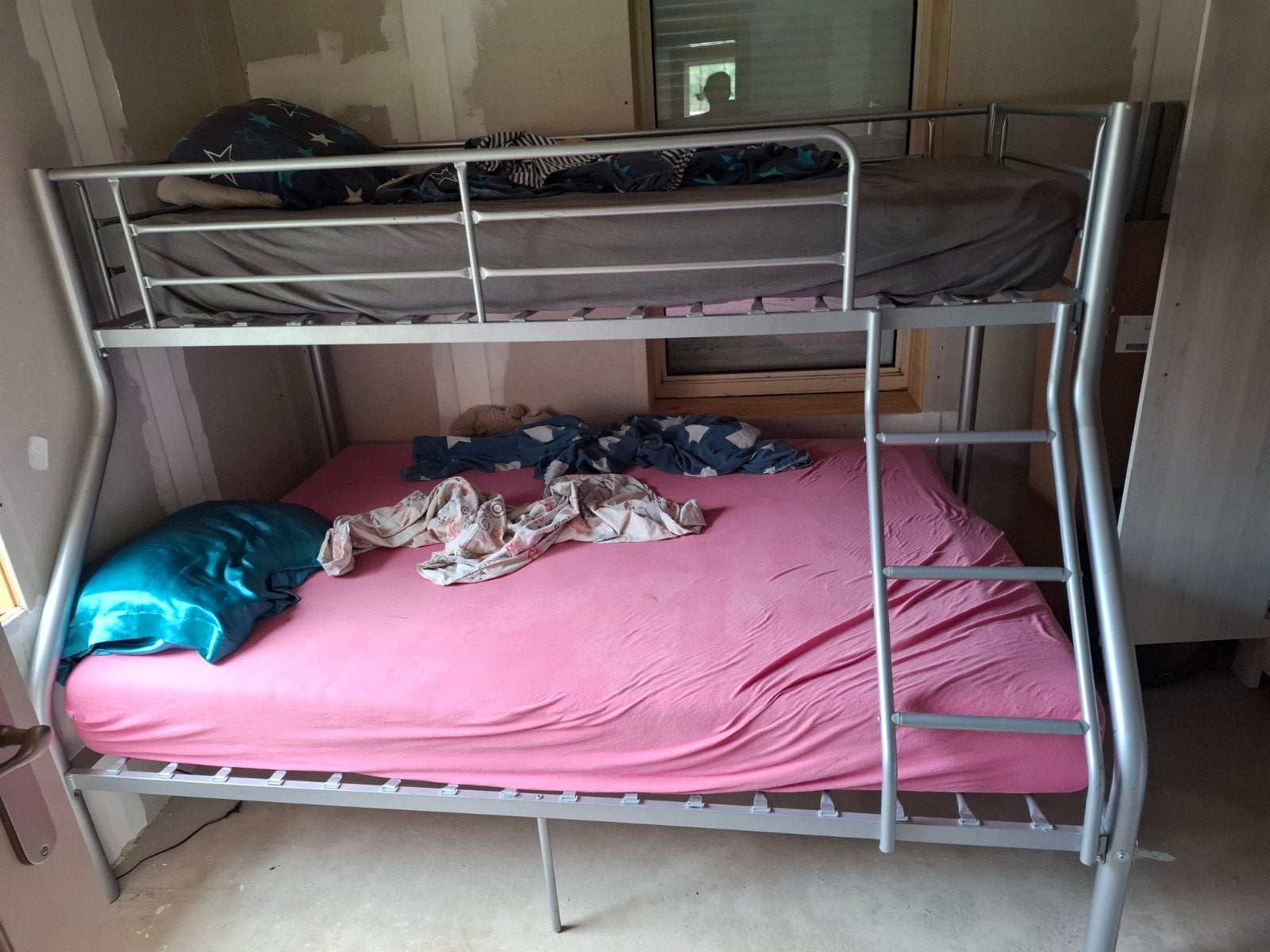 stapelbed 3 persoons, Huis en Inrichting, Slaapkamer | Stapelbedden en Hoogslapers, Ophalen, Tweepersoons, 140 cm, 200 cm