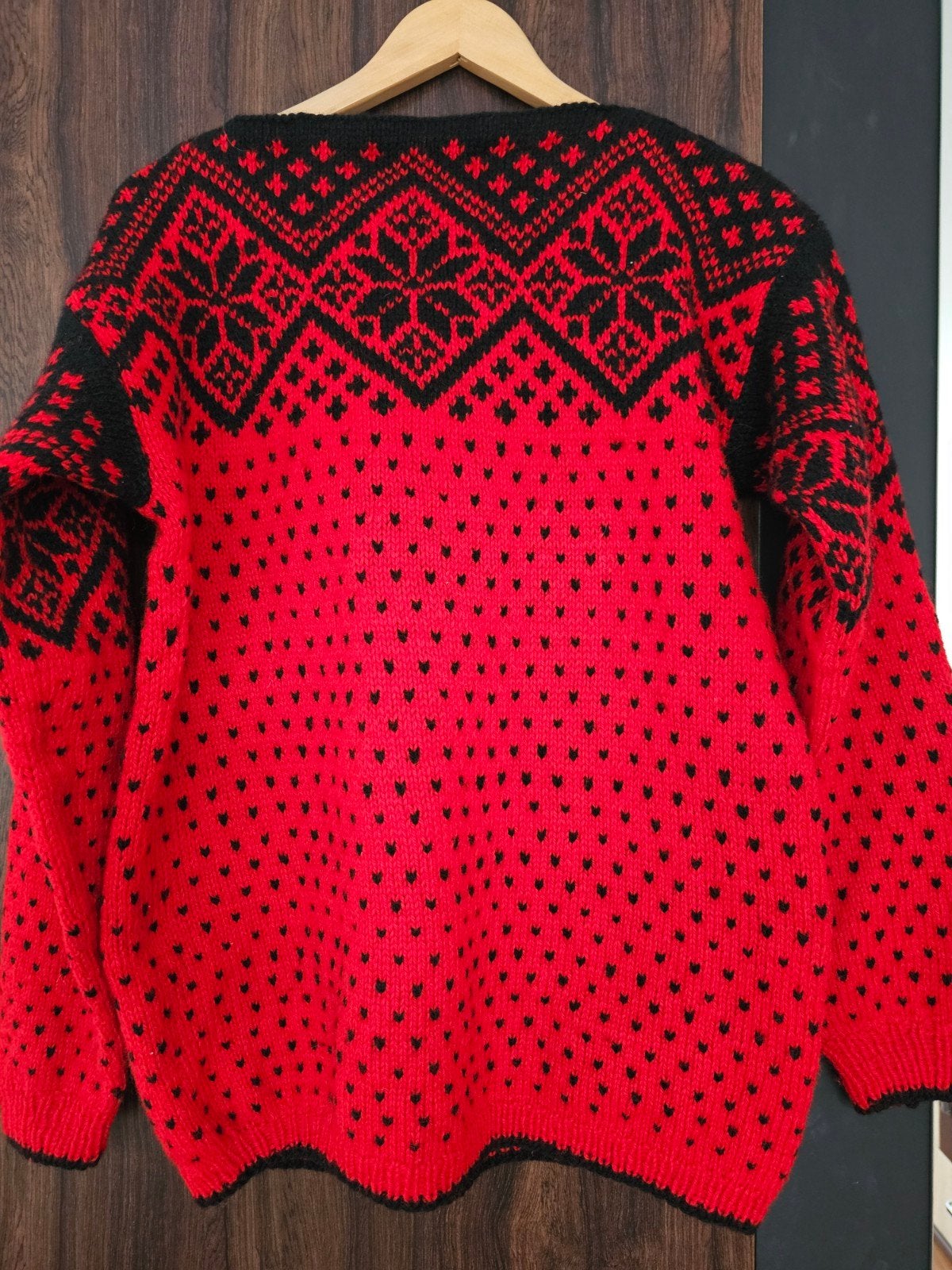Noorse wollen trui, Ophalen of Verzenden, Zo goed als nieuw, Maat 42/44 (L), Rood