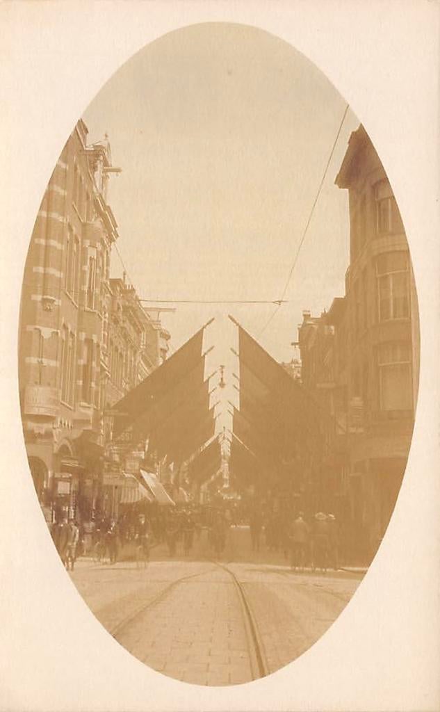 Amsterdam Versierde Leidsestraat 1924 fotokaart Tram spoor, Ophalen of Verzenden, 1920 tot 1940, Ongelopen, Noord-Holland