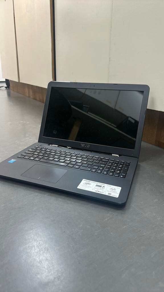 ASUS F554L Laptop - 15.6 inch, Computers en Software, Android Tablets, Ophalen, Zo goed als nieuw, 10 inch, 32 GB