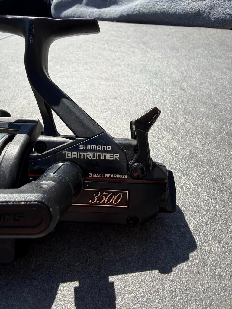 Shimano baitrunner 3500, Watersport en Boten, Ophalen of Verzenden, Zo goed als nieuw, Molen