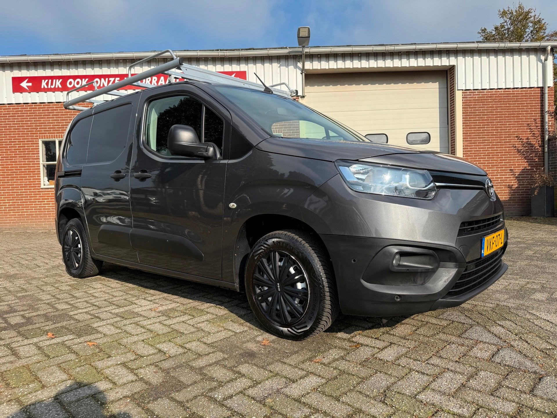 Toyota PROACE CITY 1.5 D-4D Professional Carplay camera impe, Voorwielaandrijving, 1350 kg, Gebruikt, 4 cilinders