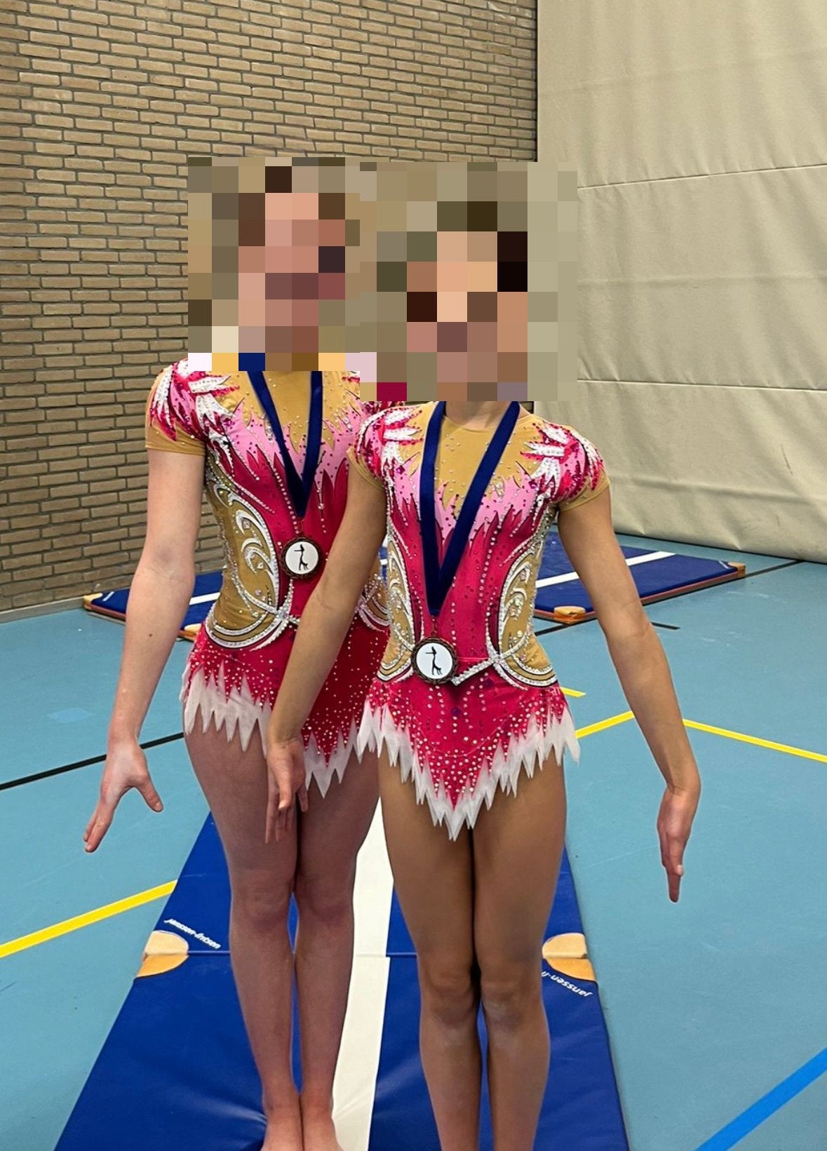 acropakken voor een duo, Ophalen, Zo goed als nieuw, Materiaal