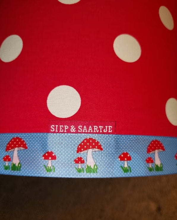 Lampenkap Siep&Saartje rood met witte stippen kinderkamer, Meerkleurig, Rond, Zo goed als nieuw, Textiel