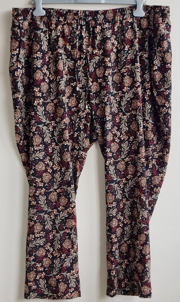 MS Mode (FSTVL) zwarte broek met gekleurde prints mt. 54, Zwart, Ophalen of Verzenden, Zo goed als nieuw, MS Mode