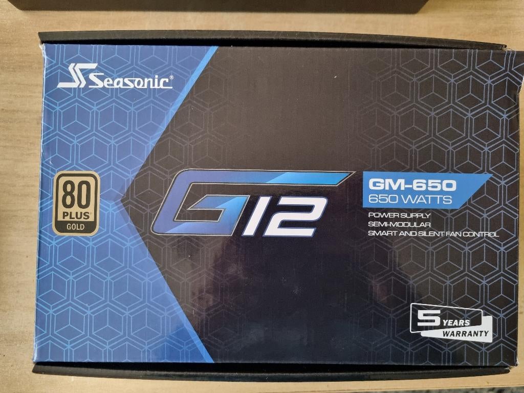 Voeding Seasonic G12 GM 650W 80 Plus Gold watt modulair, Computers en Software, Interne voedingen, Ophalen, Zo goed als nieuw