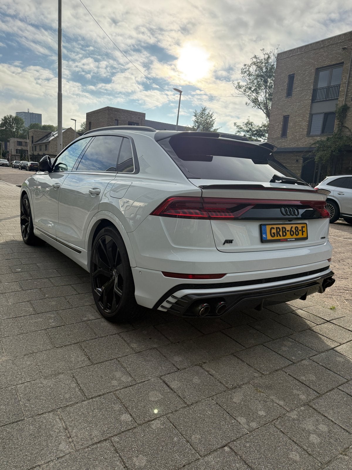Audi Q8 55 Tfsi e Quattro 381pk 2021 Wit softclose 23inche, Automaat, Zwart, 2995 cc, Q8
