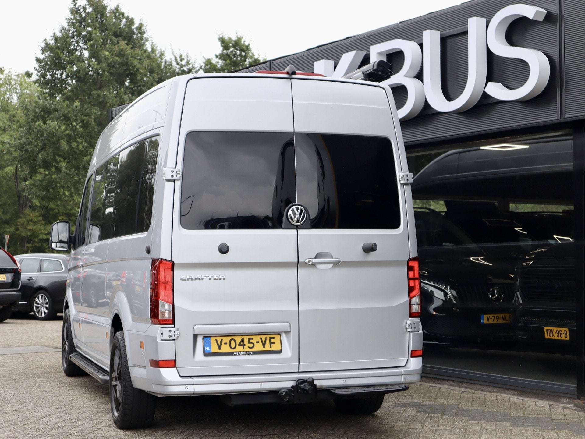 Volkswagen Crafter 35 2.0 TDI DUBBELE CABINE 3000KG TREKHAAK, Voorwielaandrijving, Gebruikt, 4 cilinders, Volkswagen