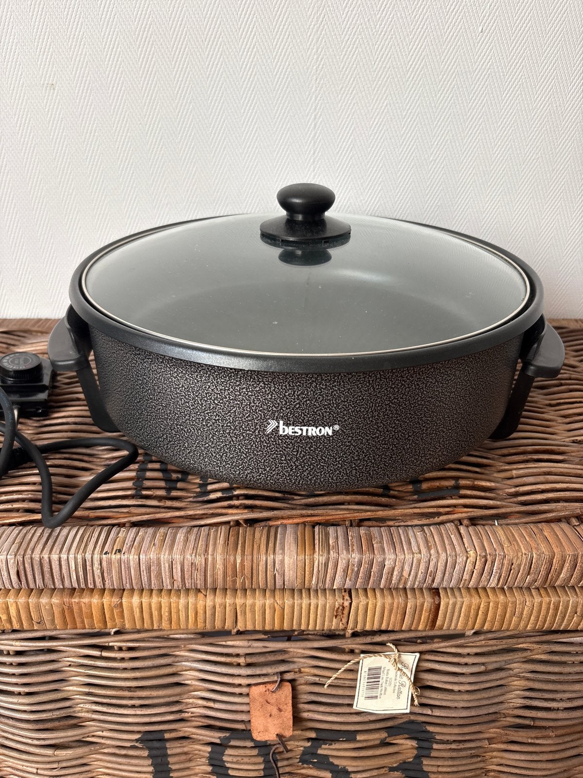 Bestron elektrische pan met deksel, Ophalen of Verzenden, Zo goed als nieuw