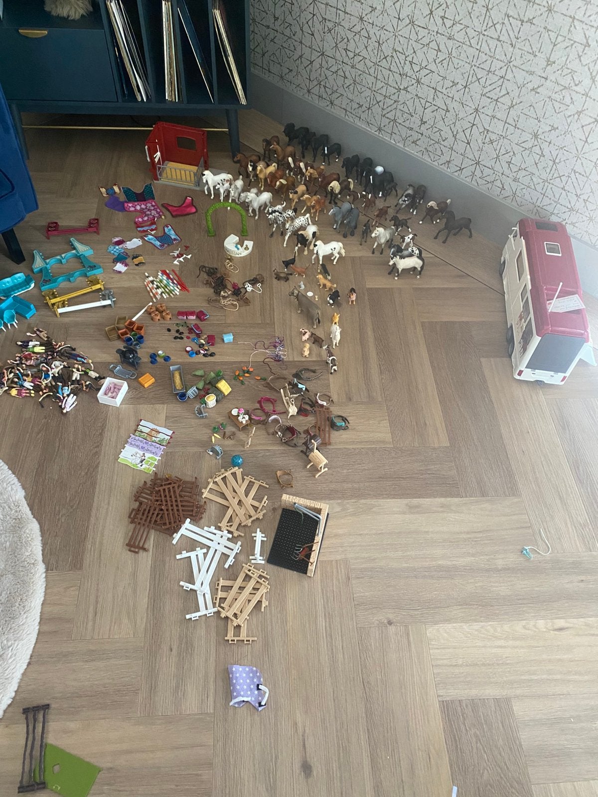 HEEL VEEL SCHLEICH! ( ook los te koop) zie omschrijving!
