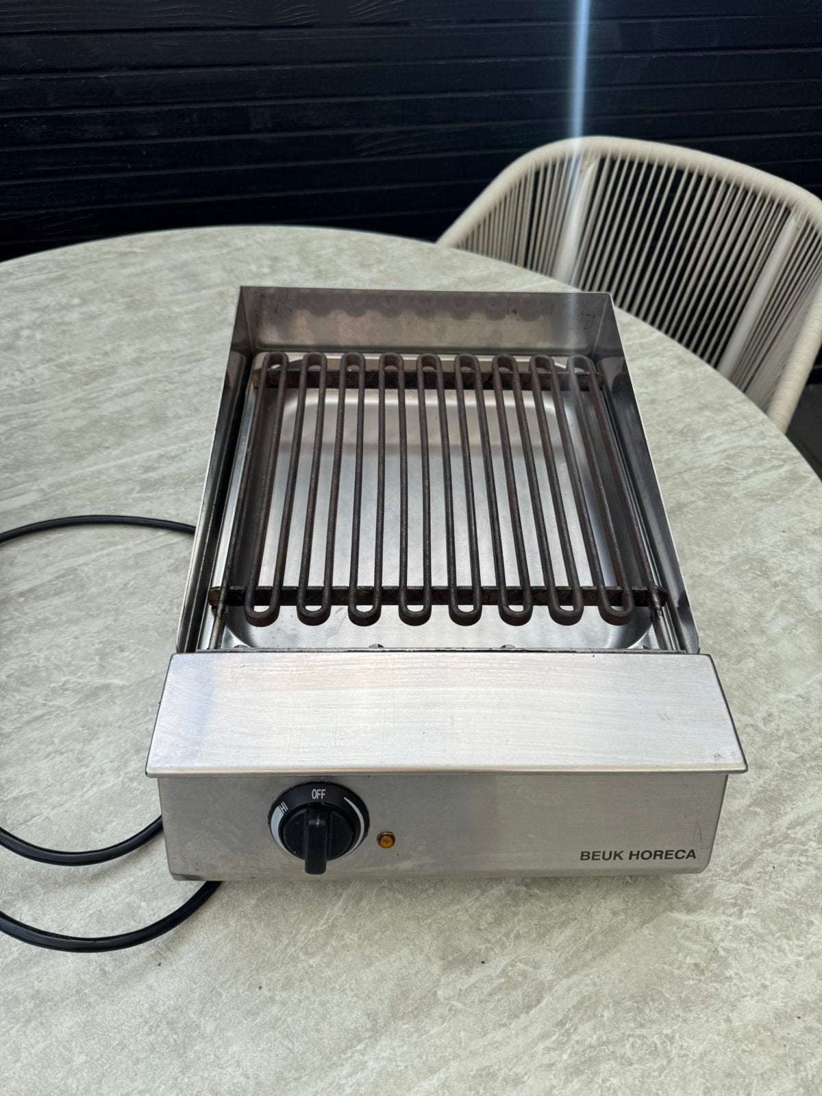 Watergrill, Ophalen