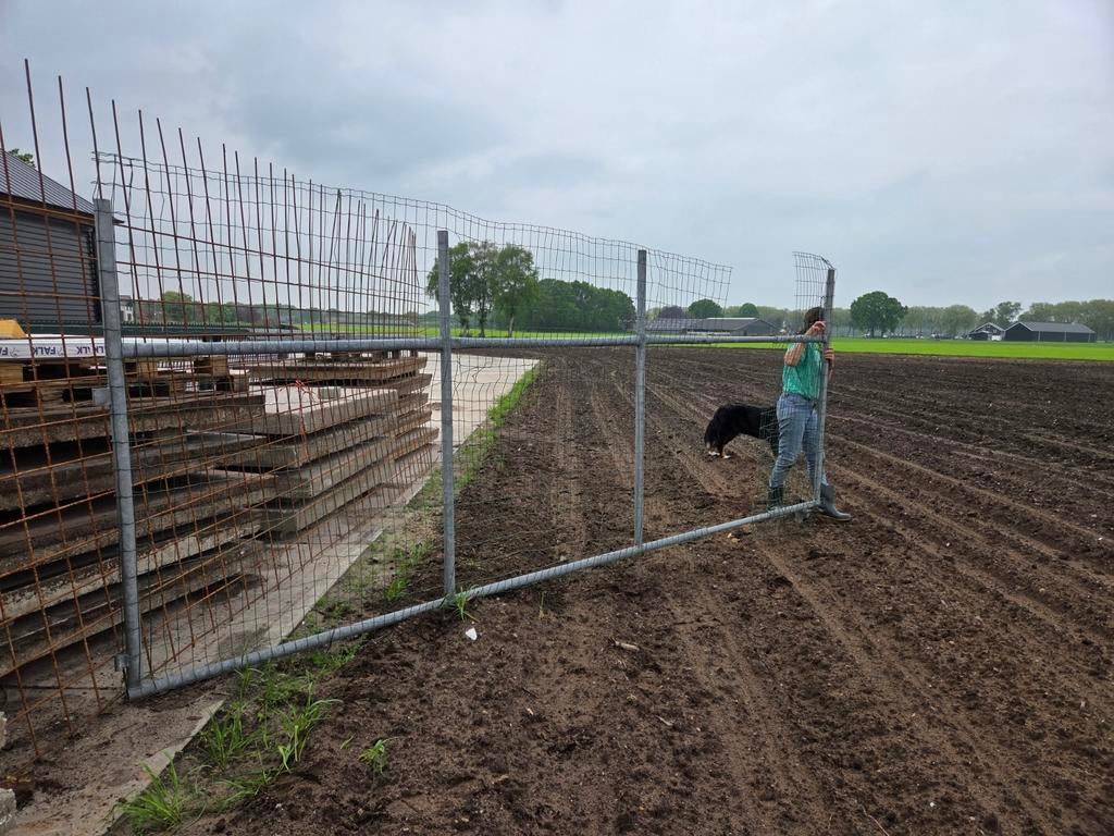 Landhek 4.2 breed uitschuifbaar tot 5 a 6 meter en  185 hoog, Tuin en Terras, Ophalen of Verzenden, IJzer