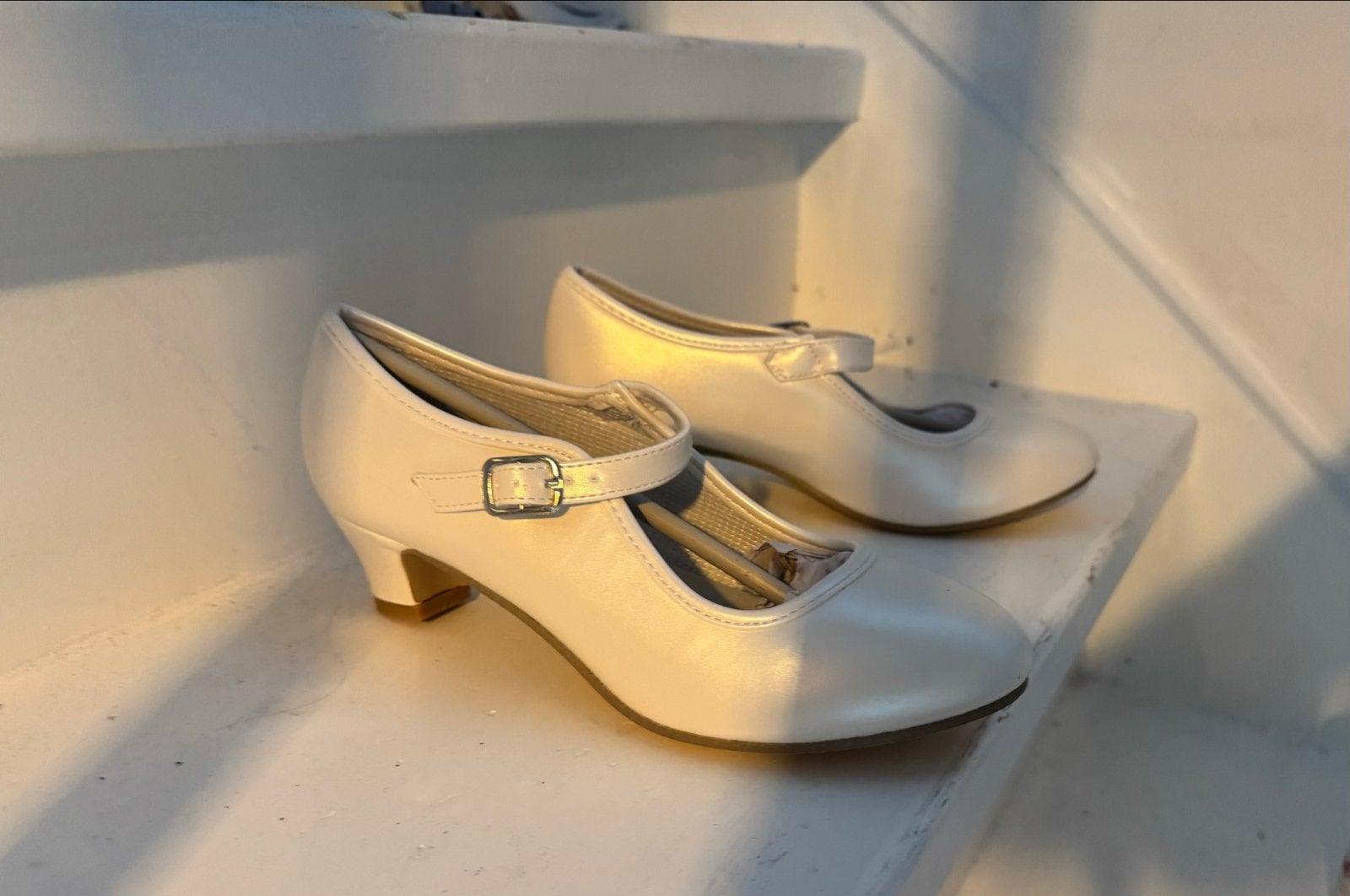 Nieuwe La Seniorita kinderhakjes maat 35, Ophalen of Verzenden, Nieuw, Wit, Schoenen met lage hakken