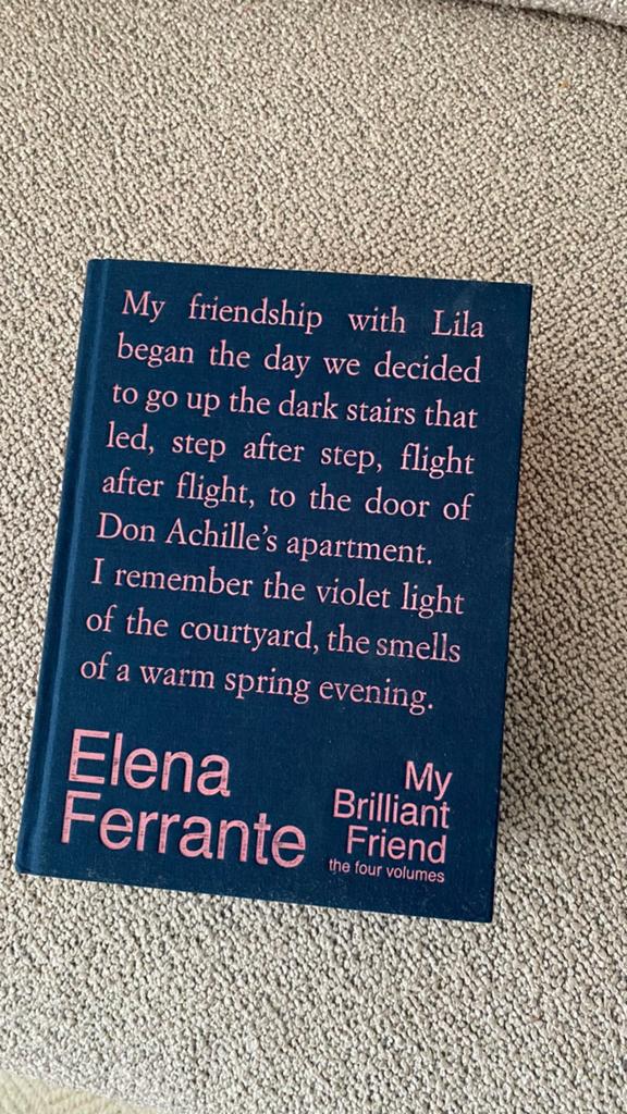 My brilliant friend all 4 books, Ophalen of Verzenden, Zo goed als nieuw