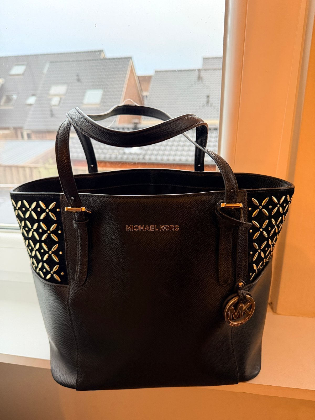 Michael Kors tas zwart met goud, Ophalen of Verzenden, Gebruikt, Zwart, Handtas