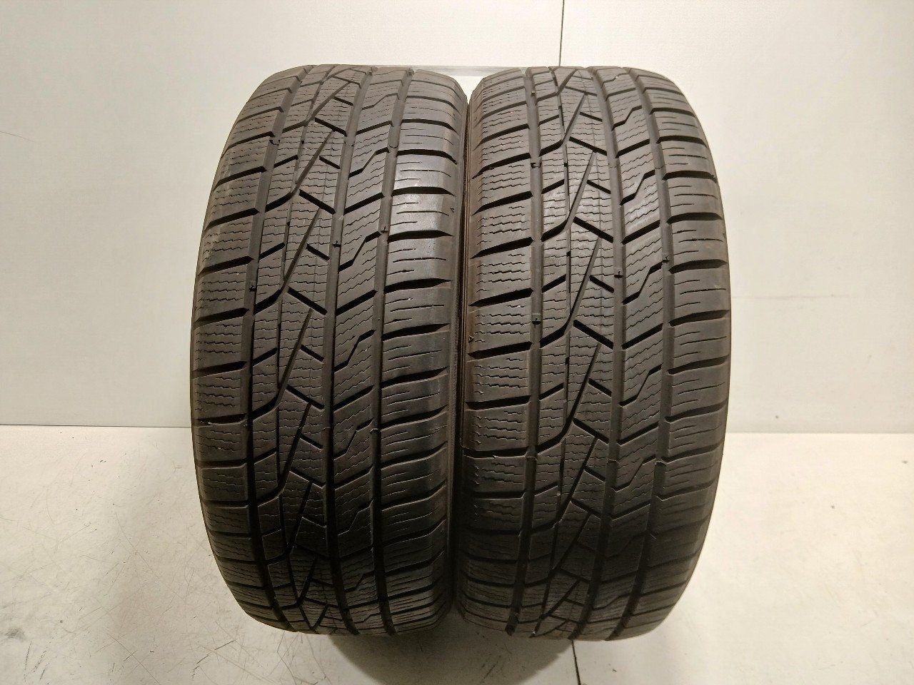 Bandenset 2 stuks 4-Seizoenen 215 55 R16, Auto-onderdelen, Onderdelen@venauto.nl, Van der Ven Autorecycling B.V., Ettenseweg 76, 4706 PB Roosendaal, The Netherlands