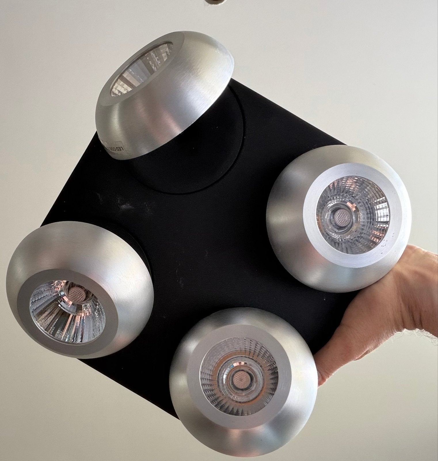 spot led zwart alu model mischa- zgan (250euro nieuw), Huis en Inrichting, Lampen | Spots, Ophalen, Zo goed als nieuw, LED, Geschikt voor plafondmontage