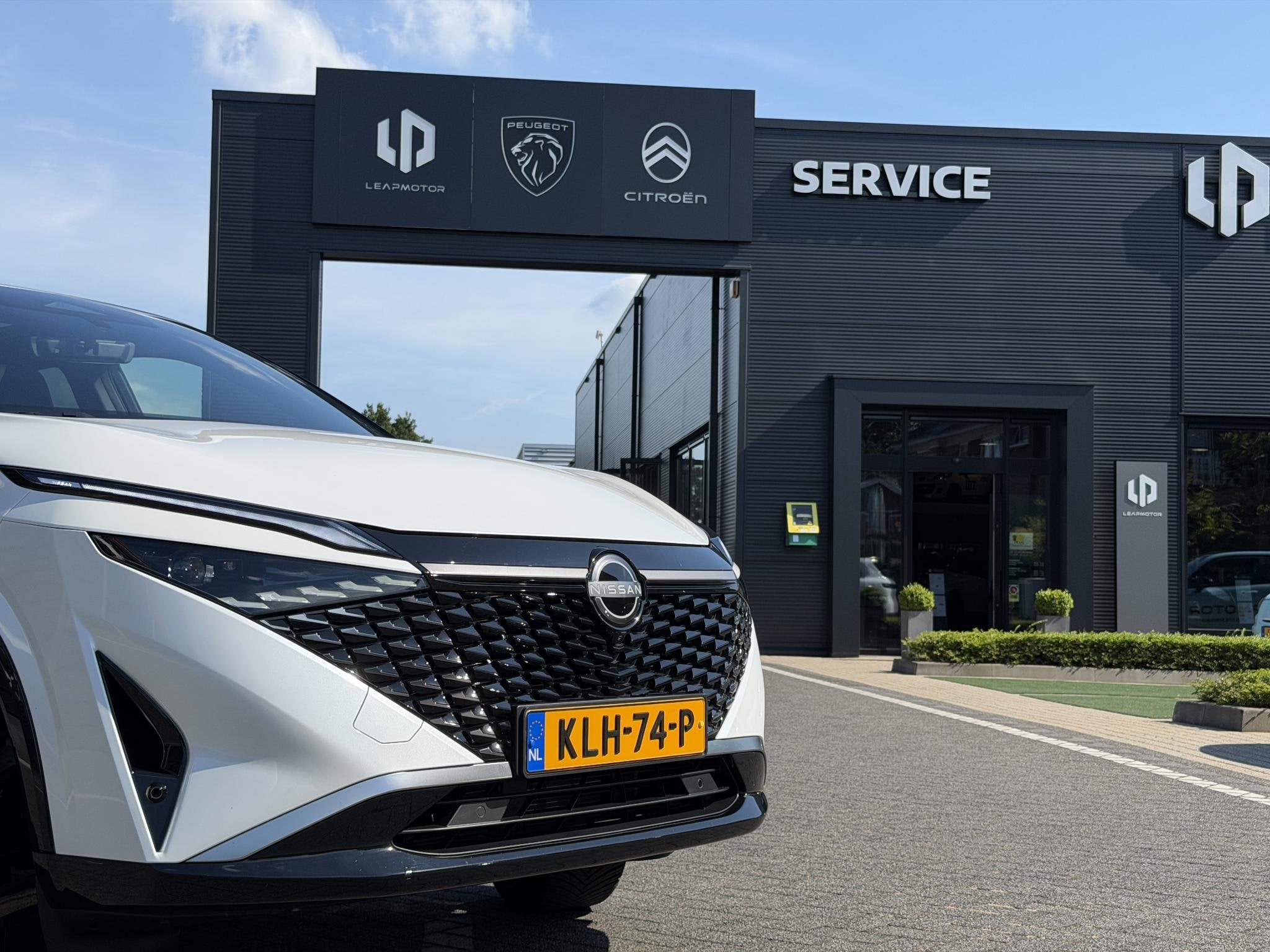 Nissan Qashqai Tekna Plus 1.3 MHEV 158PK Xtronic Automaat Na, 12 maanden, Automatische klimaatregeling, 1800 kg, 4 cilinders