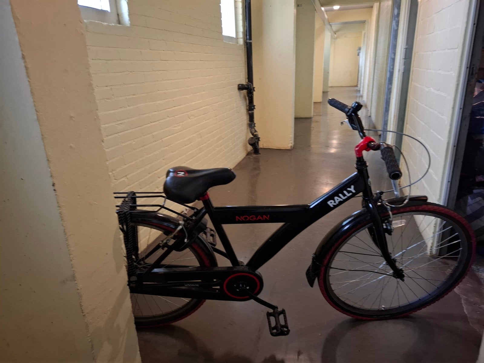 Rally Nogan fiets - Zwart met rode accenten, Ophalen, Gebruikt, Terugtraprem, Overige merken