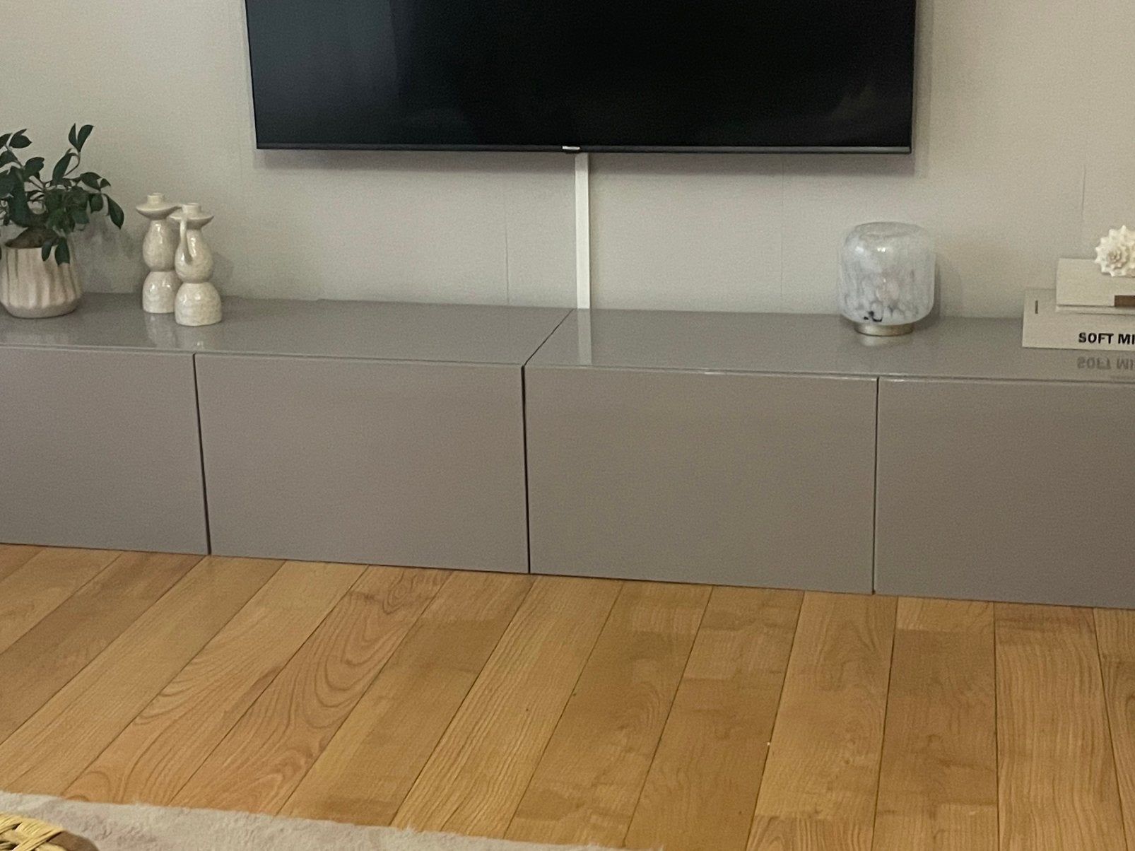 TV meubel Taupe Besta Gewrapt, Ophalen, Gebruikt, Japandi, Modern, Boohoo, 200 cm of meer