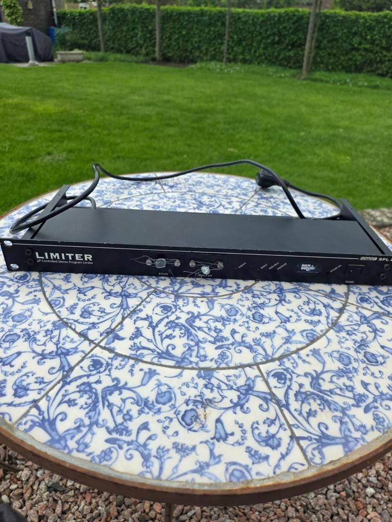 Limiter 2-kanaals stereo program limiter dateq, Ophalen of Verzenden, Gebruikt, Overige typen