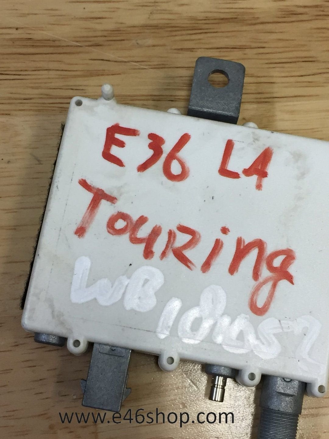 Antenne BMW e36 oe 8373152, Auto diversen, Autoradio's, Gebruikt, Ophalen of Verzenden