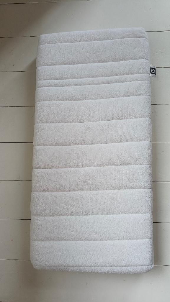 Matras baby voor wieg + startset beddengoed, Kinderen en Baby's, Ophalen, Gebruikt, Wieg